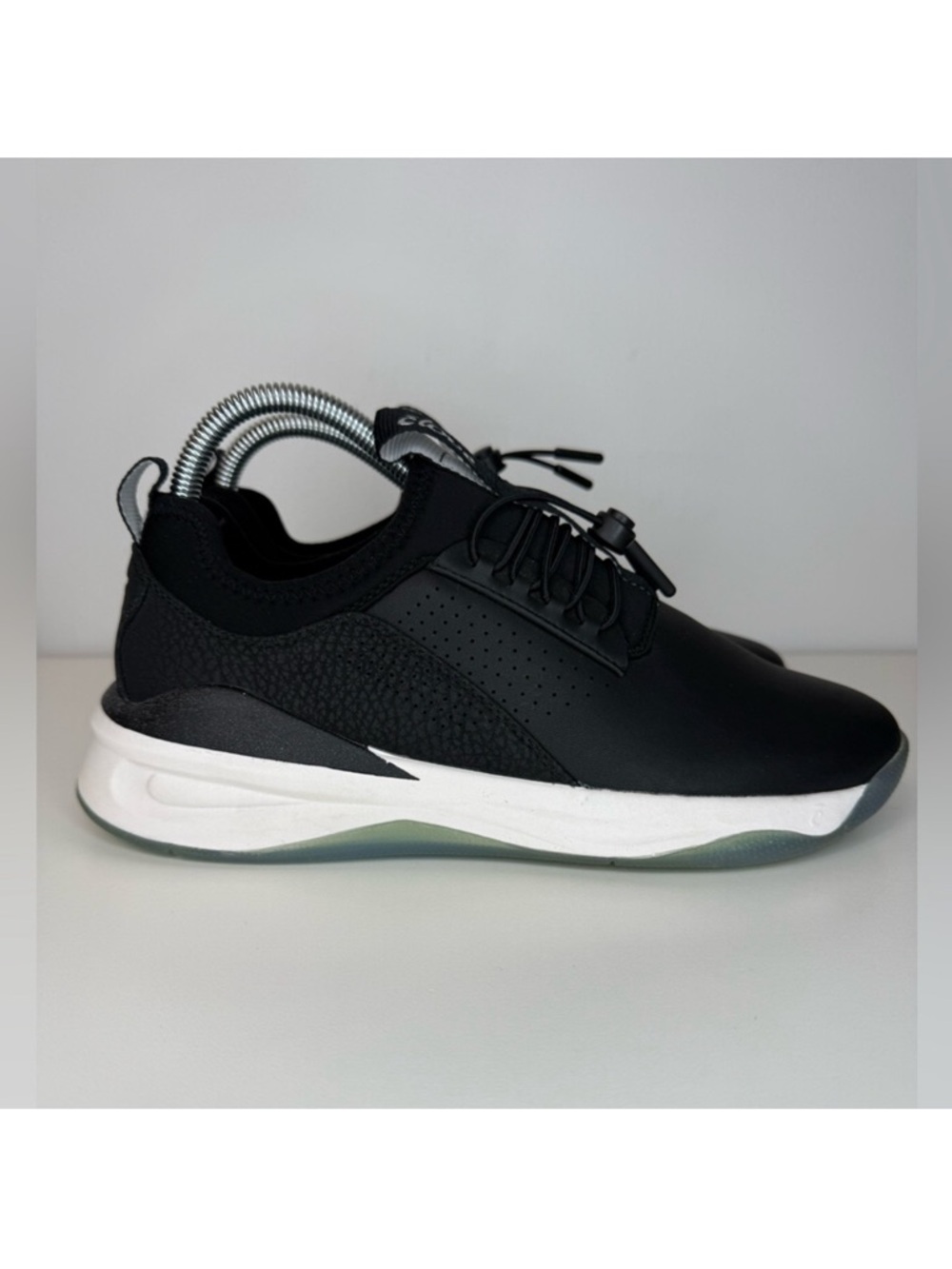 Clove Classic Core Night Shift Black Nursing Sneaker Shoe W8.5 M7 Healthcare